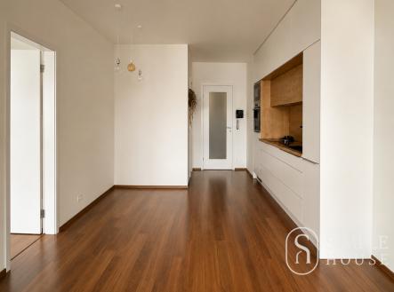Pronájem bytu, 2+kk, 70 m²