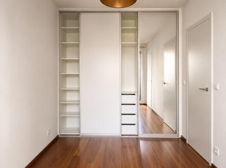Pronájem bytu, 2+kk, 70 m²