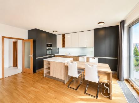 Pronájem bytu, 3+kk, 124 m²
