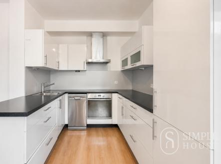 Pronájem bytu, 3+kk, 80 m²
