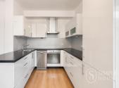 Pronájem bytu, 3+kk, 80 m²