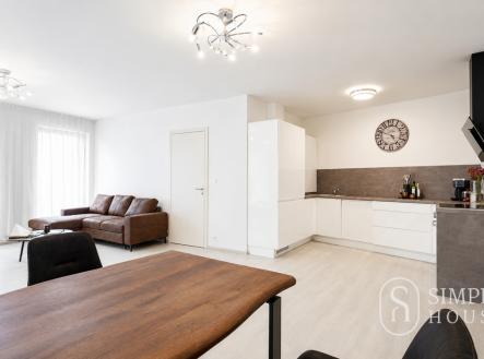 Pronájem bytu, 3+kk, 88 m²