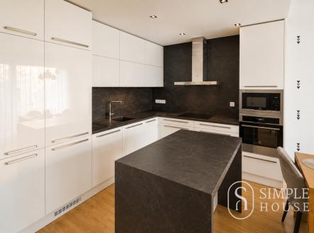 Pronájem bytu, 3+kk, 74 m²