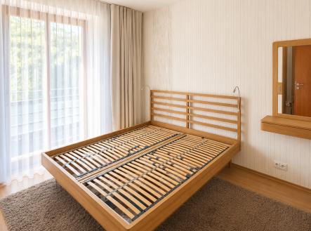 Pronájem bytu, 3+kk, 74 m²
