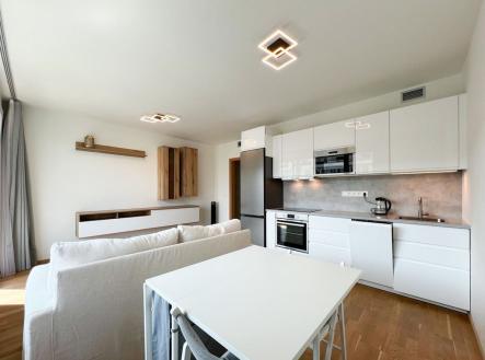 Pronájem bytu, 2+kk, 55 m²