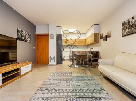 Pronájem bytu, 3+kk, 80 m²