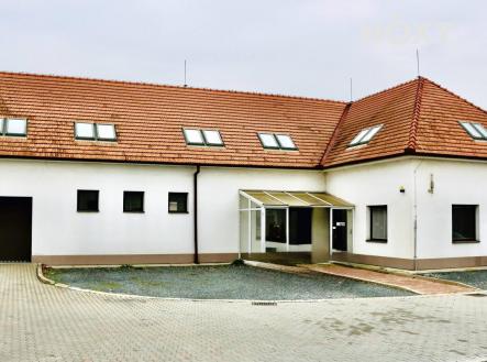 Prodej - komerční objekt, sklad, 950 m²