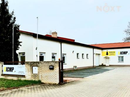 Prodej - komerční objekt, sklad, 950 m²