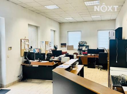 Prodej - komerční objekt, sklad, 950 m²
