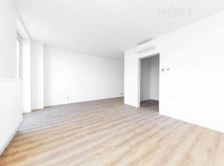 Pronájem bytu, 1+kk, 30 m²