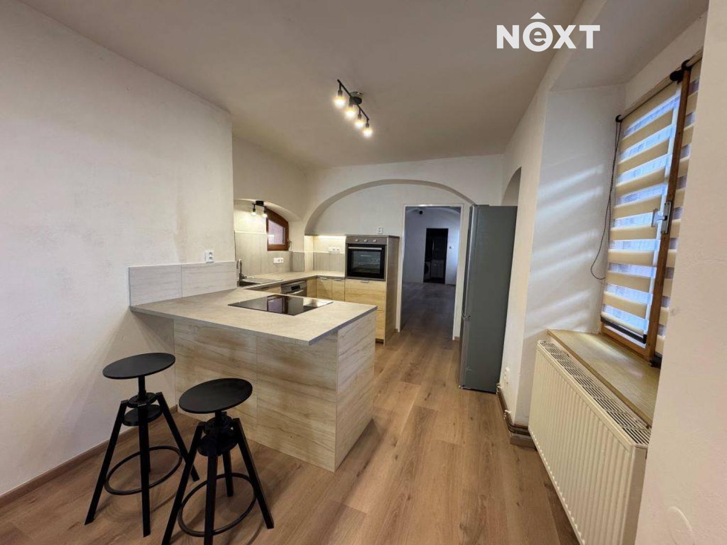 Pronájem byt 2+kk, 65㎡