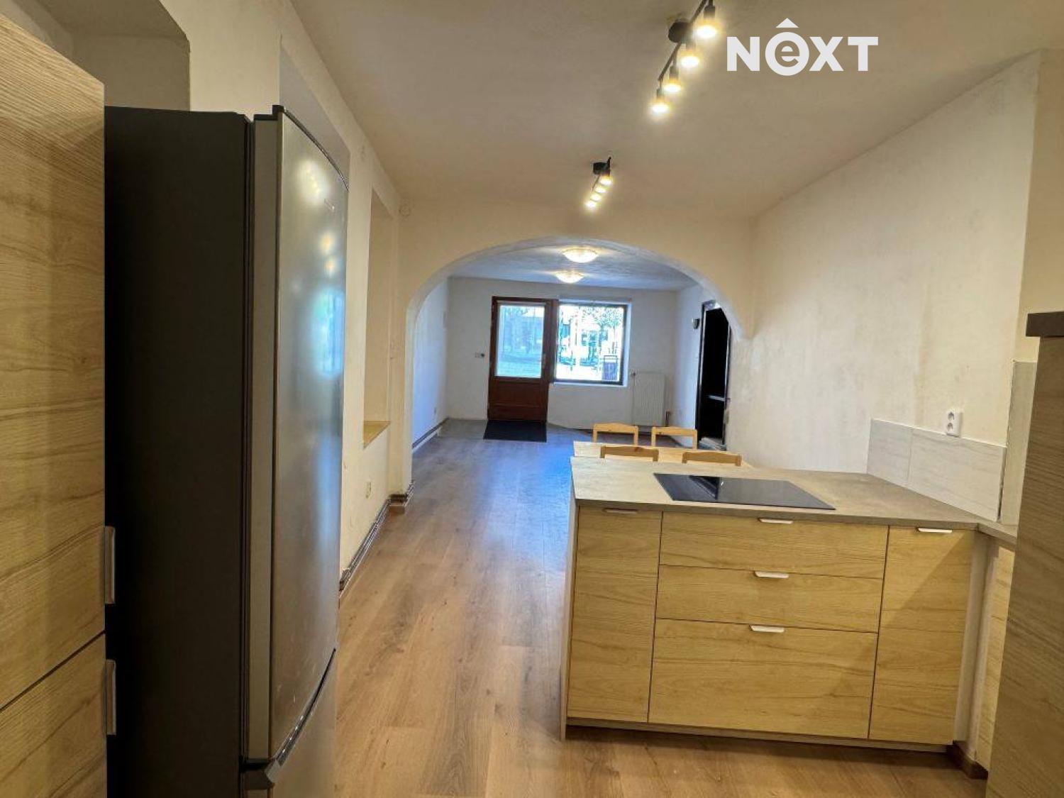 Pronájem byt 2+kk, 65㎡