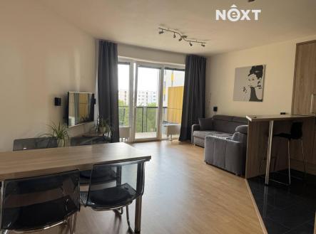 Pronájem bytu, 3+kk, 80 m²