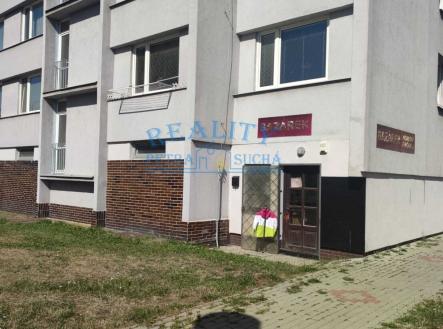 Pronájem obchodní prostor, 32 m²