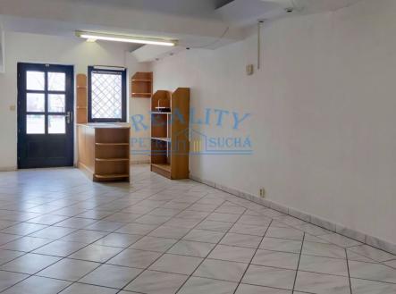 Pronájem obchodní prostor, 32 m²