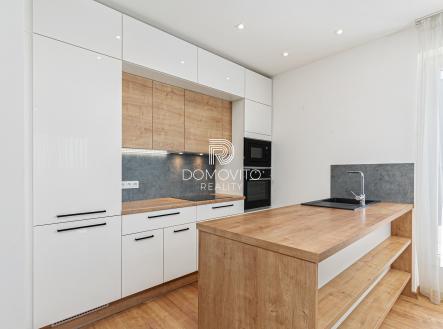 Prodej bytu, 2+kk, 138 m²