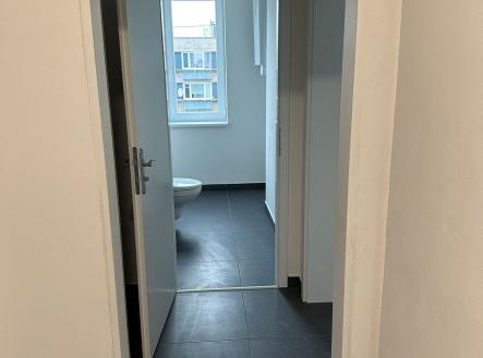 Pronájem bytu, 1+kk, 35 m²