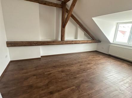 Pronájem bytu, 2+kk, 72 m²
