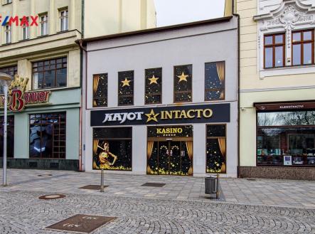 Pronájem obchodní prostor, 580 m²