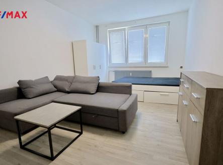 Pronájem bytu, 1+1, 39 m²