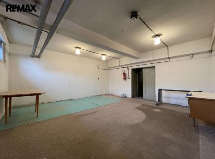 Pronájem skladovací prostor, 30 m²