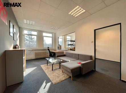 Pronájem kanceláře, 36 m²