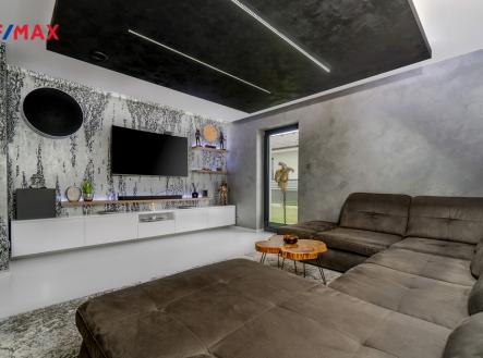 Prodej - dům/vila, 249 m²