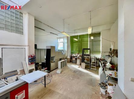 Pronájem výrobní prostor, 132 m²