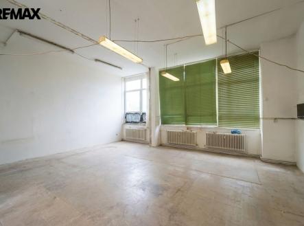 Pronájem výrobní prostor, 132 m²