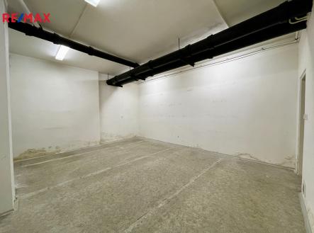 Pronájem skladovací prostor, 35 m²