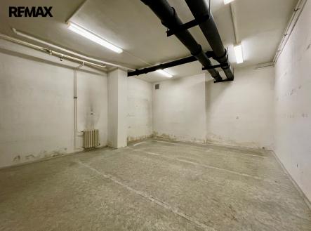 Pronájem skladovací prostor, 35 m²