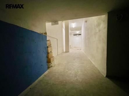 Pronájem skladovací prostor, 35 m²