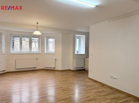 Pronájem bytu, 3+1, 90 m²