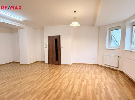 Pronájem bytu, 3+1, 90 m²