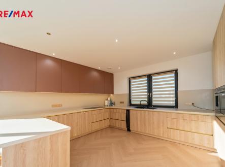 Prodej domu/vily, 385 m²