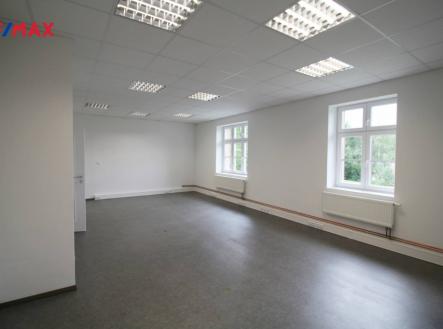 Pronájem kanceláře, 206 m²