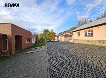 Pronájem kanceláře, 206 m²