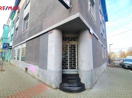 Pronájem obchodní prostor, 113 m²