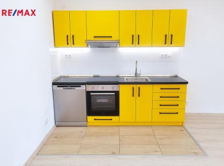 Pronájem bytu, 2+kk, 88 m²