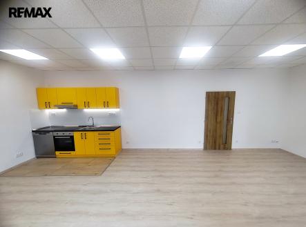 Pronájem bytu, 2+kk, 88 m²