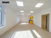 Pronájem kanceláře, 88 m²