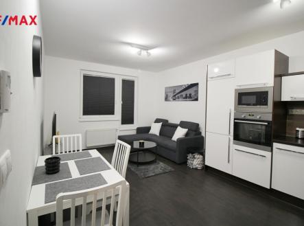 Pronájem bytu, 2+kk, 48 m²