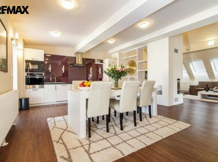 Pronájem bytu, 2+kk, 108 m²