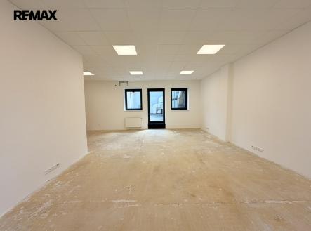 Pronájem kanceláře, 88 m²