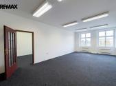 Pronájem kanceláře, 97 m²