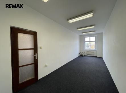 Pronájem kanceláře, 97 m²