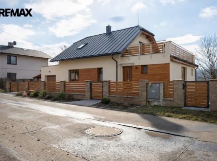 Prodej domu/vily, 184 m² obrázek