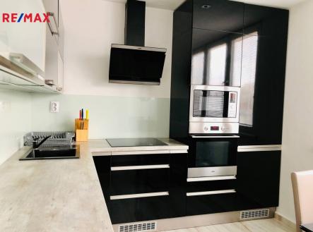 Pronájem bytu, 2+1, 64 m²