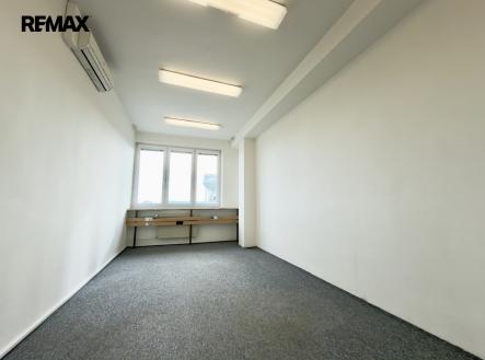 Pronájem kanceláře, 17 m²