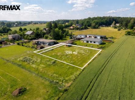 Prodej pozemku pro bydlení, 1 255 m²